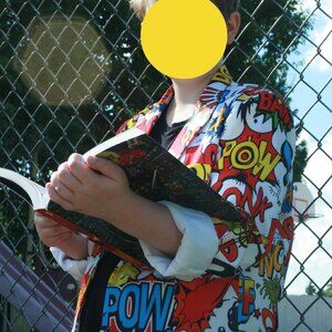 Spirit Halloween Men's Comic Print Suit, Size 38